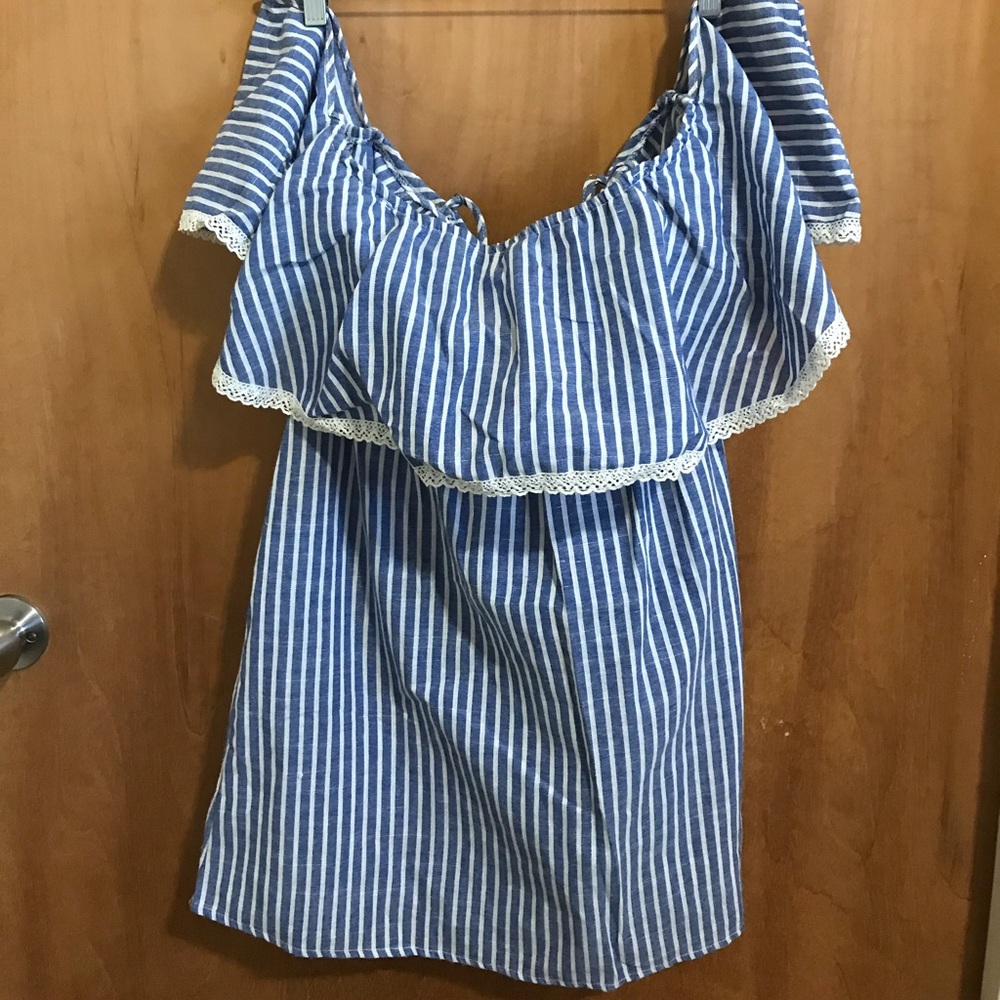 stripes Shoulder off dress😍